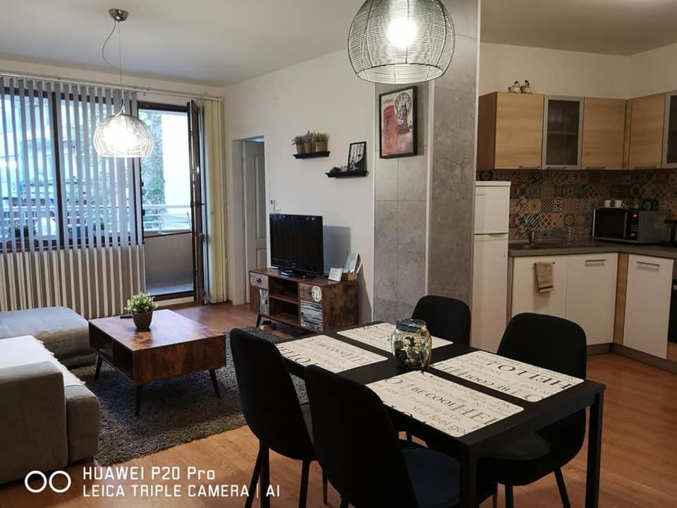 Sea Garden Apartment Idm Varna Extérieur photo
