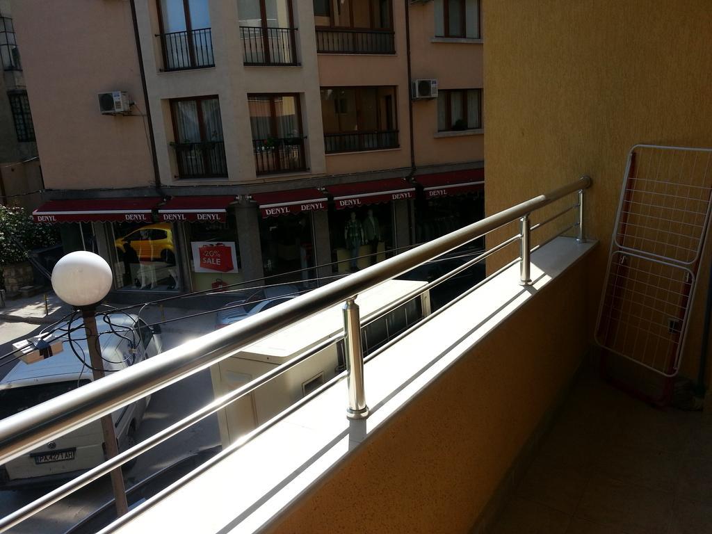 Sea Garden Apartment Idm Varna Extérieur photo